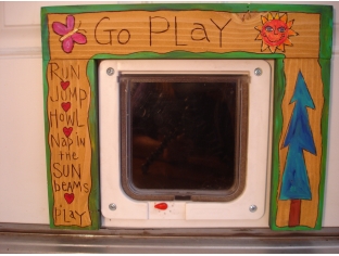 'Go Play' Pet Door Frame